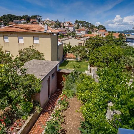 Hotel Vila Bugevilija Mali Lošinj Zewnętrze zdjęcie